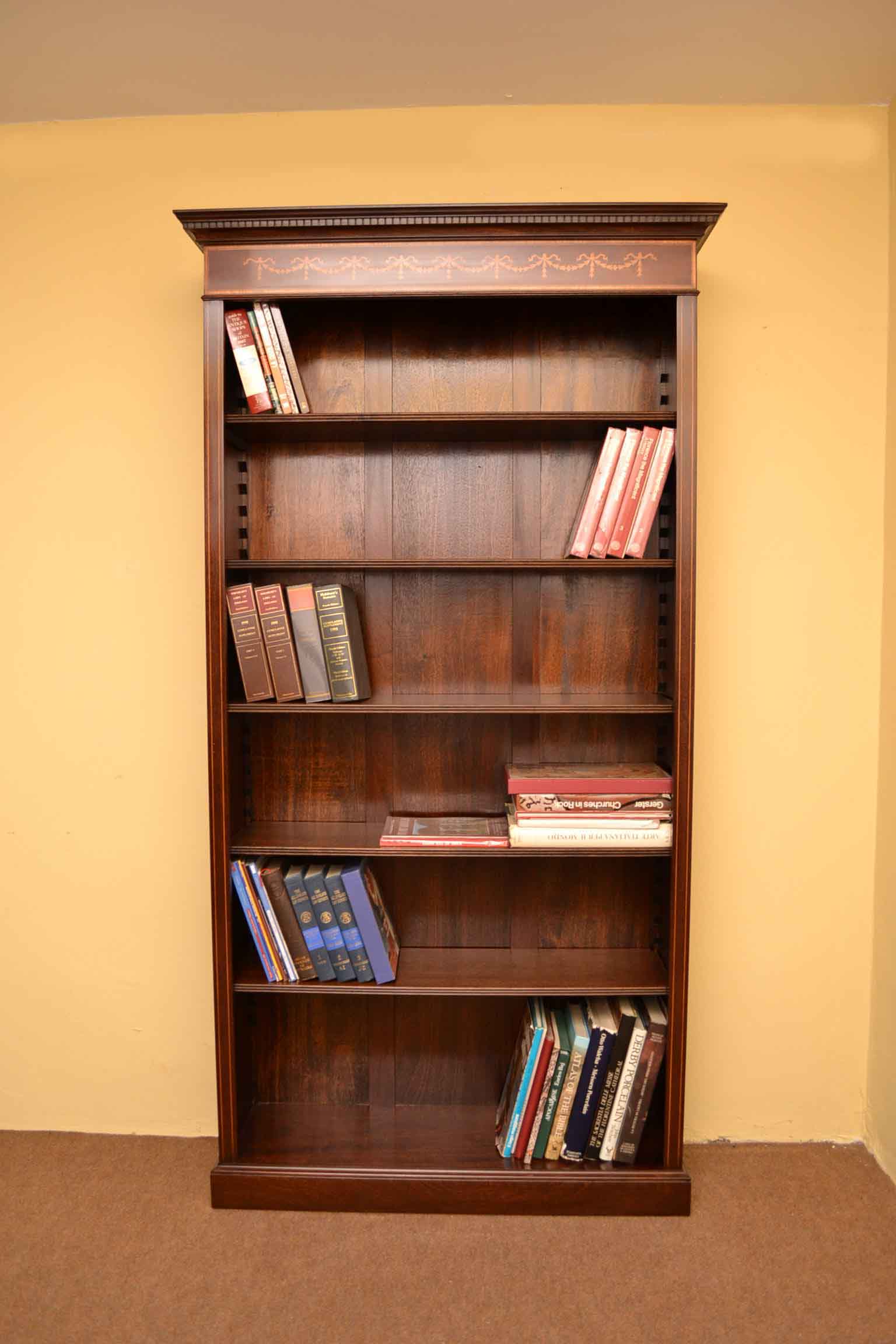 Simple Bookcase With Adjustable Shelves for Simple Design
