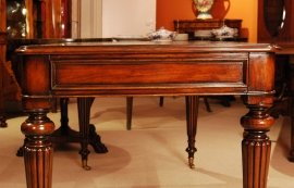 00775-Elegant-Gillows-Style-Mahogany-Writing-Table-Desk-6