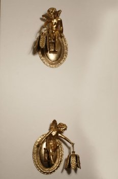 01151-Superb-Pair-of-Gilded-Ormolu-Cherub-Wall-Lights-10