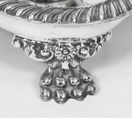 01355-English-Silver-Plate-&-Glass-Epergne-Centrepiece-Set-11