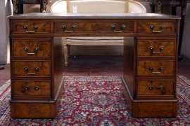02088-Stunning-Victorian-Small-Walnut-Desk-2