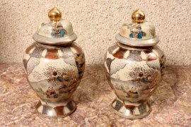 02113-Pair-Japanese-Satsuma-Hand-Painted-Porcelain-Vases-1