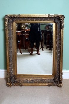 02738-Stunning-Gilded-Italian-Florentine-Mirror-1