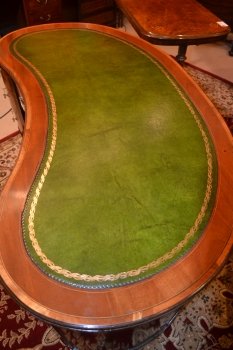 02807-Gorgeous-AntiqueMahogany-Kidney-Desk-C1900-2