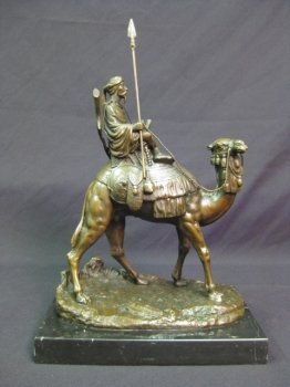 02900-Stunning-Bronze-Sculpture-Arab-Bedouin-Warrior-on-Camel-1