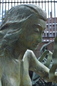 02989-Stunning-Life-Size-Bronze-Asian-Dancer-Garden-Statue-9