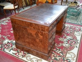 03144-Stunningl-Victorian-Style-Small-Burr-Walnut-Desk-2