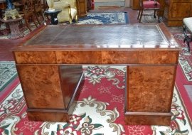 03144-Stunningl-Victorian-Style-Small-Burr-Walnut-Desk-6