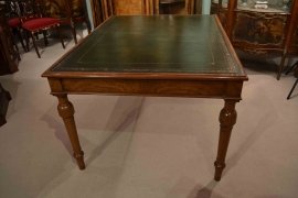 03218-Vintage-Victorian-Style-Walnut-Writing-Table-Desk-C1930-5