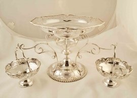03320-Magnificent-Silver-Plated-Epergne-Centrepiece-3-Baskets-1