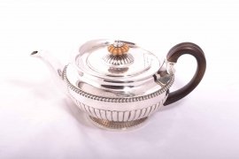 03339-Exquisite-Antique-Paul-Storr-Silver-Teapot-1820-1