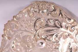 03873-Antique-Silver-Basket-1901-original-display-box-5