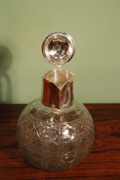 Cut-Glass-and-Silver-Plate-Claret-Jug-Decanter-3