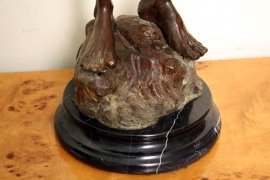Delightful-Bronze-Dancing-Cornish-Pixie-Playing-Shell-6