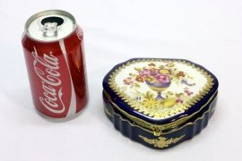 Dresden-Porcelain-Hand-Painted-Jewellery-Box-Casket-8