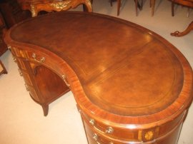 Gorgeous-Sheraton-Mahogany-Kidney-Shaped-Desk-2