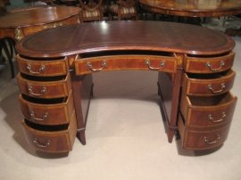Gorgeous-Sheraton-Mahogany-Kidney-Shaped-Desk-8