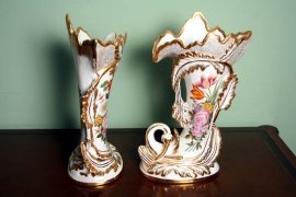 Grand-Pair-Russian-Imperial-Gilded-Porcelain-Vases-2