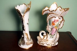 Grand-Pair-Russian-Imperial-Gilded-Porcelain-Vases-4