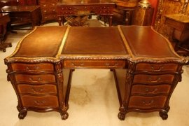 Large-Georgian-Mahogany-Lion-s-Head-Partner-s-Desk-2