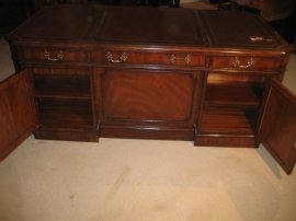 Large-Georgian-Partners-Pedestal-Desk-4