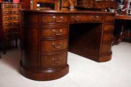Large-Victorian-Burr-Walnut-Kidney-Desk-3