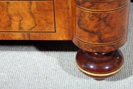Pair-Italian-Burr-Walnut-Inlaid-Display-Cabinets-10