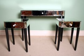 Stunning-1950s-Style-Mirrored-3-Piece-Bedroom-Suite-5