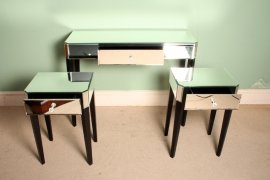 Stunning-1950s-Style-Mirrored-3-Piece-Bedroom-Suite-7