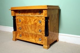 Stunning-Biedermeier-Birdseye-Maple-Chest-of-Drawers-3