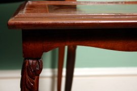 Stunning-Burr-Walnut-Nest-of-Three-Tables-Crossbanding-5