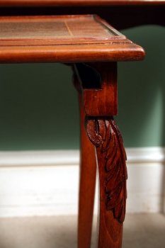 Stunning-Burr-Walnut-Nest-of-Three-Tables-Crossbanding-6
