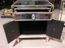 Stunning-Pair-Art-Deco-Mirrored-Bedside-Tables-Cabinets-5