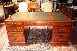 Stunning-Victorian-Large-Mahogany-Partners-Desk-12