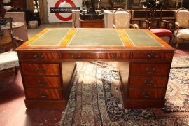 Stunning-Victorian-Large-Mahogany-Partners-Desk-8