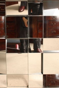 Unusual-Ultra-Modern-Mirrored-Cubist-Console-Table-6