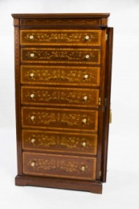 Antique Furniture Focus - James Shoolbred