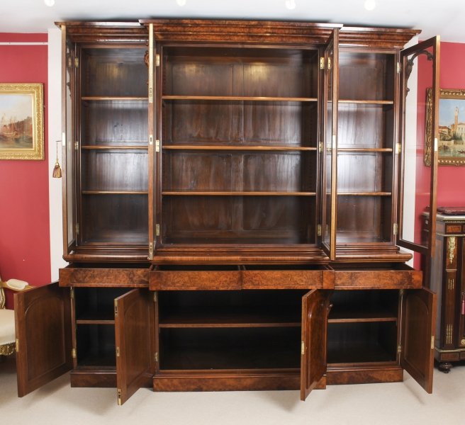 Featured Review - In Praise of Antique Bookcases 