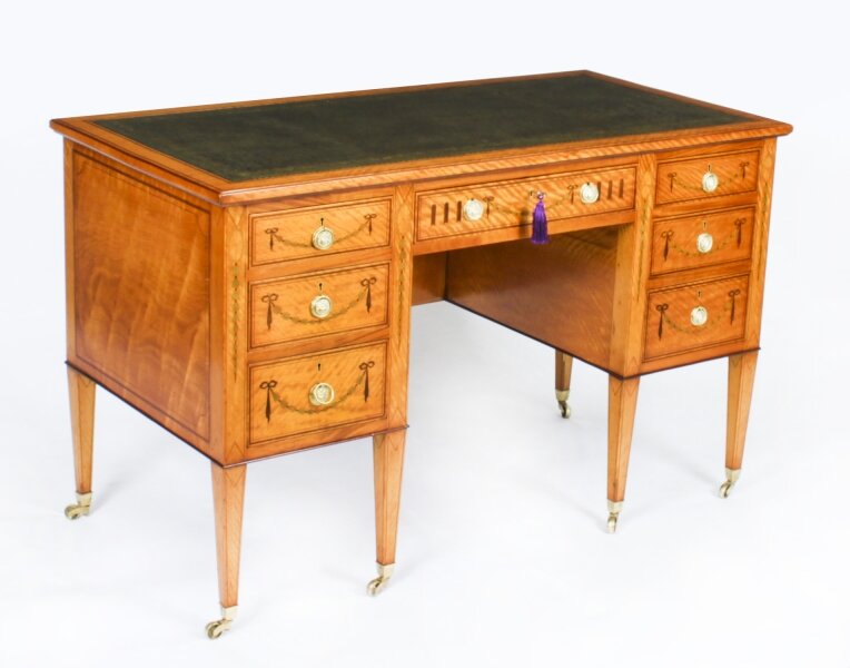 A guide to picking the perfect antique writing desk