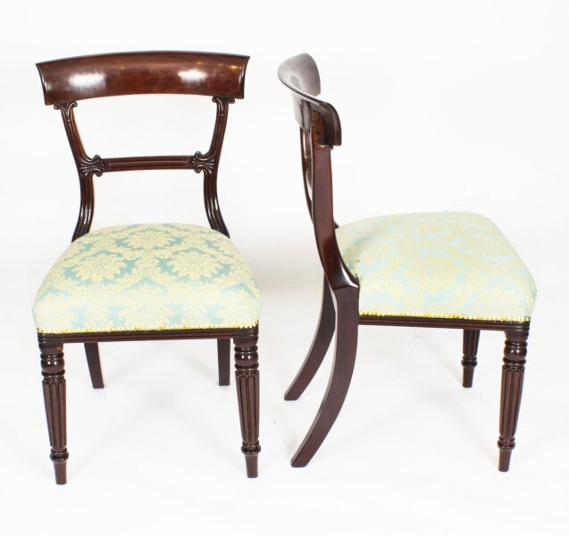 Choosing Functional and Stylish Antique Dining Chairs