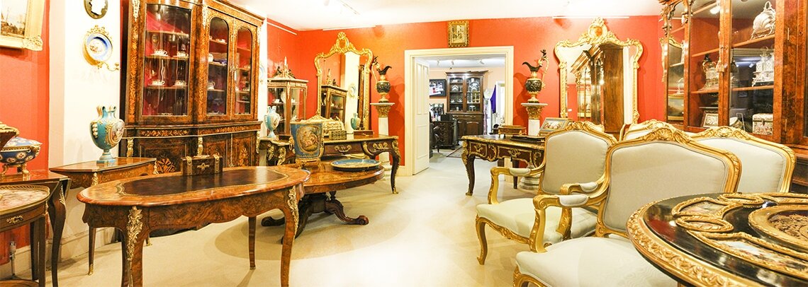 Eat dinner swing hang Regent Antiques | Premier Antique Furniture Retailer