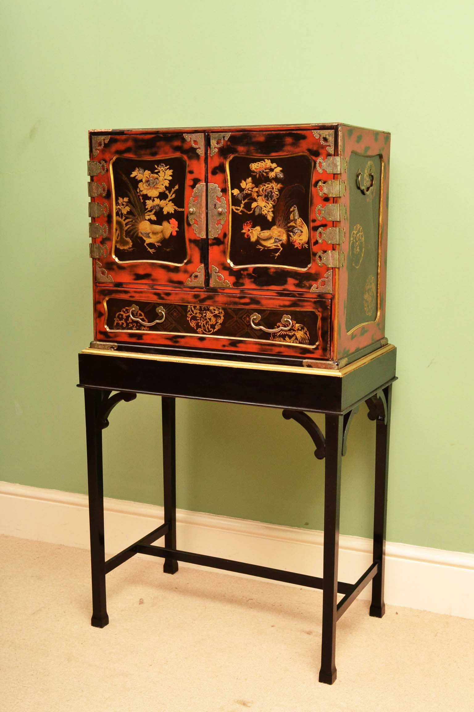 Antique Japanese Lacquered Cabinet On Stand C1900 Ref. No. 03415 - Antique Japanese Lacquered Cabinet On Stand C1900 Ref. No. 03415