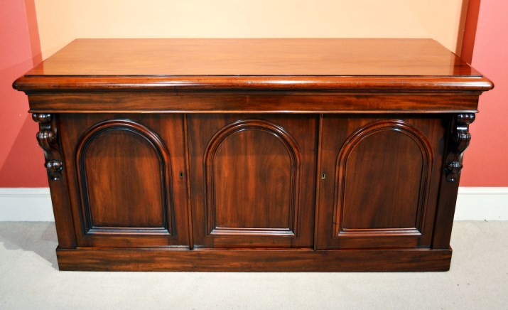 Antique Victorian Mahogany Sideboard Leafholder C.1860 - Antique Victorian Mahogany Sideboard Leafholder C.1860