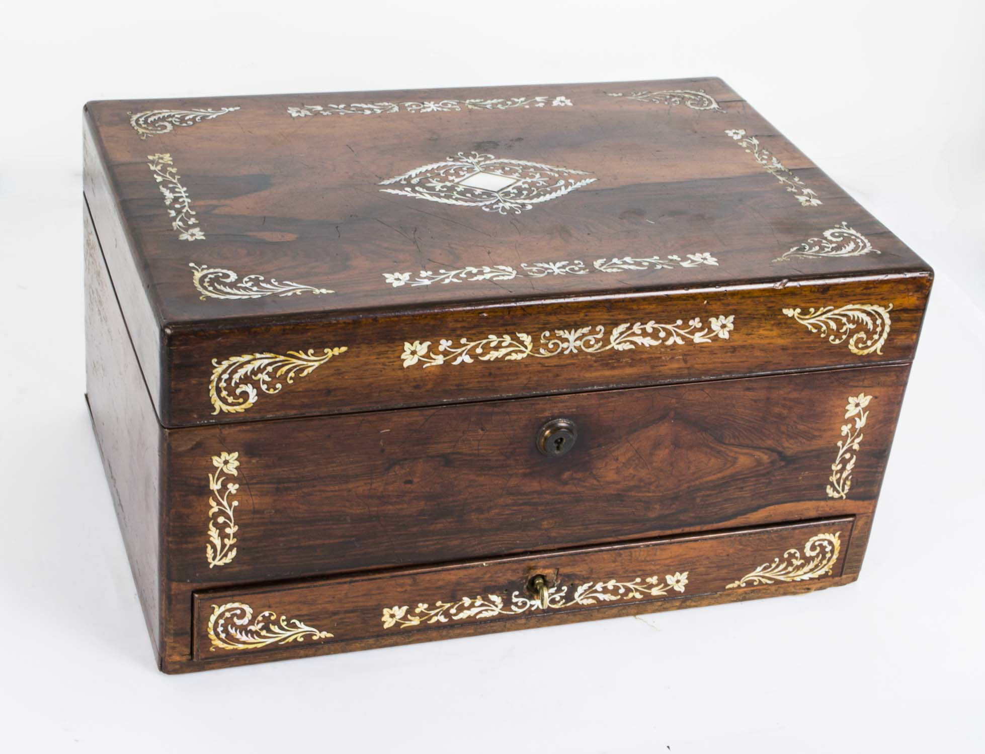 Antique mother of pearl box 2025
