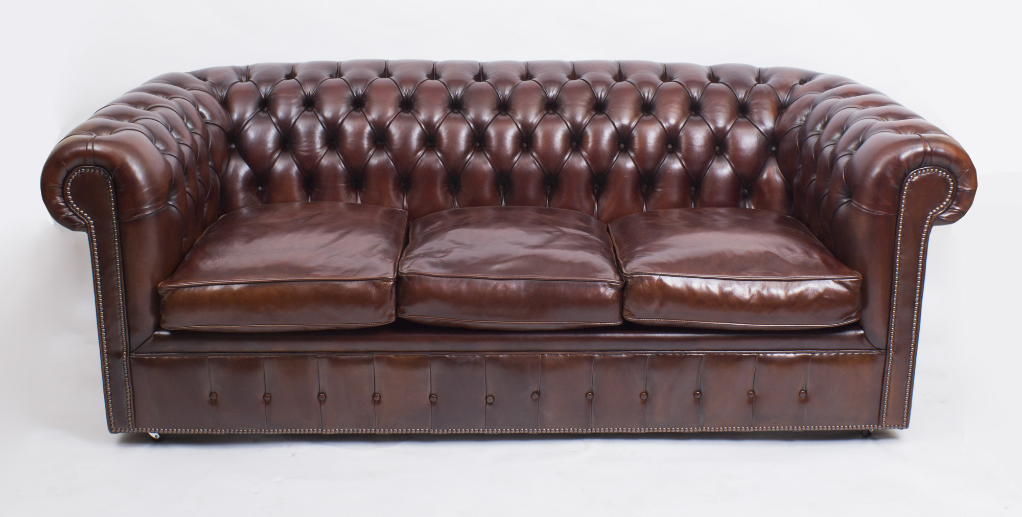 bespoke leather chesterfield sofa