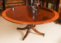Vintage 5 ft 3& 34 Circular Mahogany Dining Table by William Tillman 20th Century