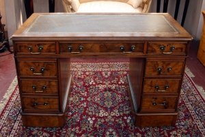 Stunning Victorian Small Walnut Desk | Ref. no. 02088 | Regent Antiques