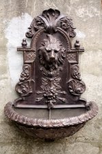 Stunning Classical Bronze Lion Head Water Fountain | Ref. no. 02263 | Regent Antiques
