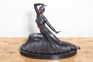 Stunning Bronze Seated Eastern Dancer Sculpture Preiss | Ref. no. 02475 | Regent Antiques
