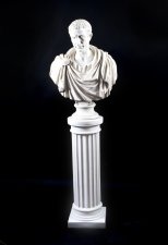 Stunning Marble Bust of Lucius Junius Brutus on Pedestal | Ref. no. 02947a | Regent Antiques